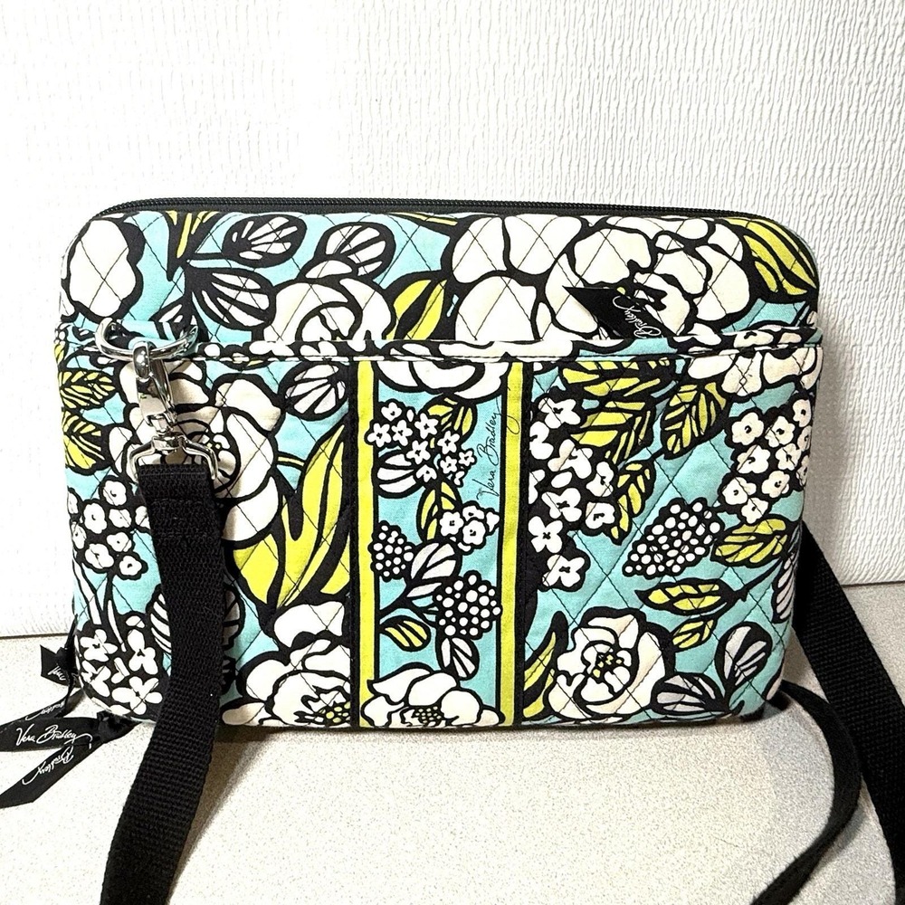 Vera Bradley Hard-Sided Laptop or Tablet Case retired "Island Blooms" 12x9x2